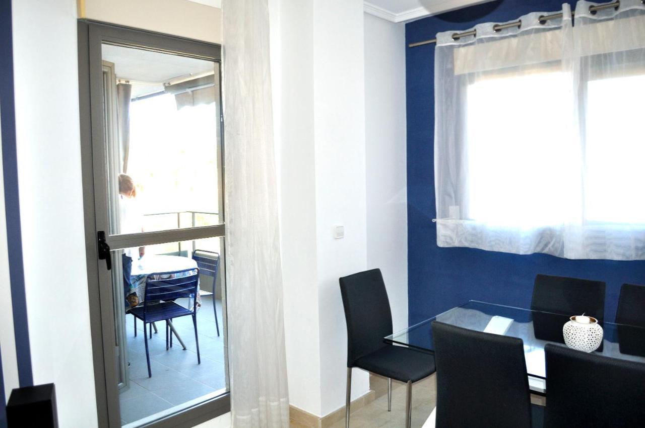 Apartment Marina Raset, 3 Dormitorios, Centro, By Bookindenia