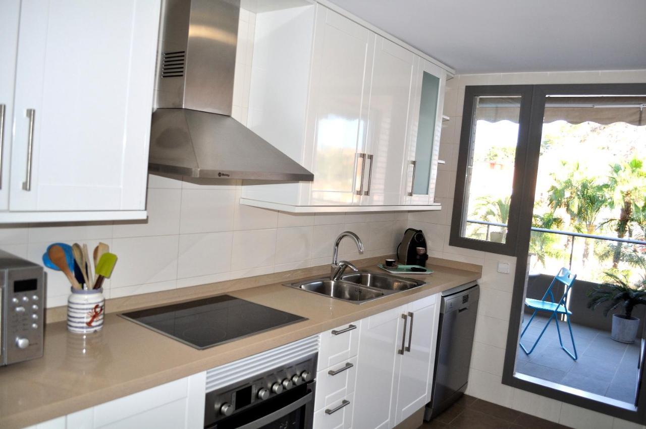 Apartment Marina Raset, 3 Dormitorios, Centro, By Bookindenia *